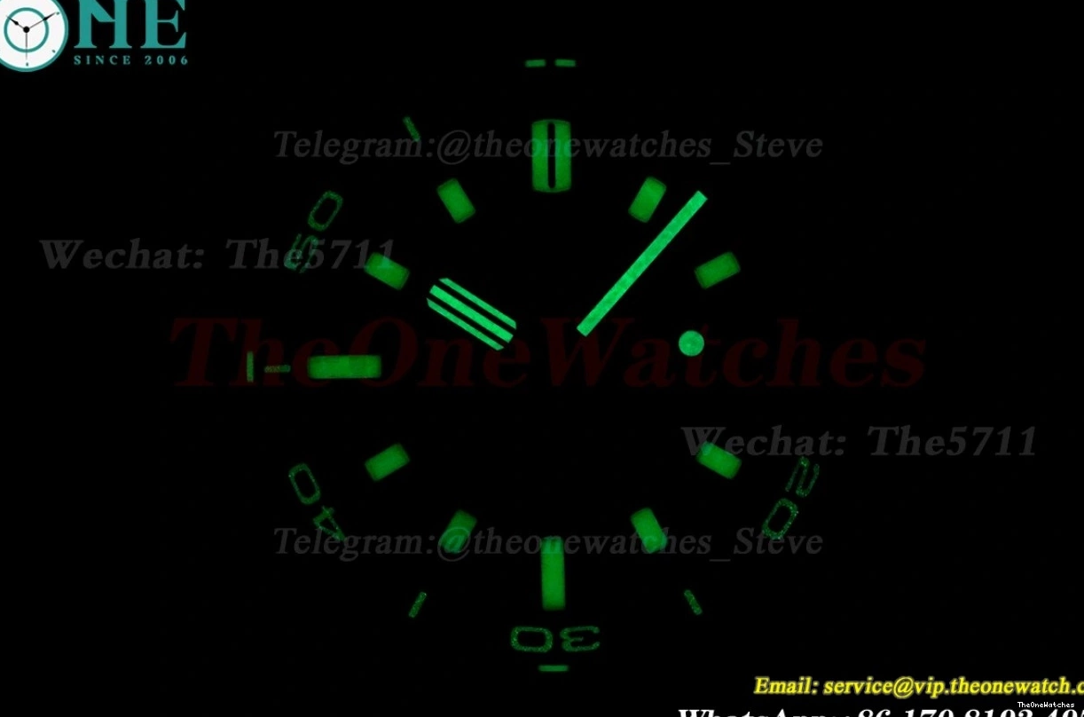 42mm Royal Oak BF 15720 Stk SS Offshore A4308 Green Diver RU 0302